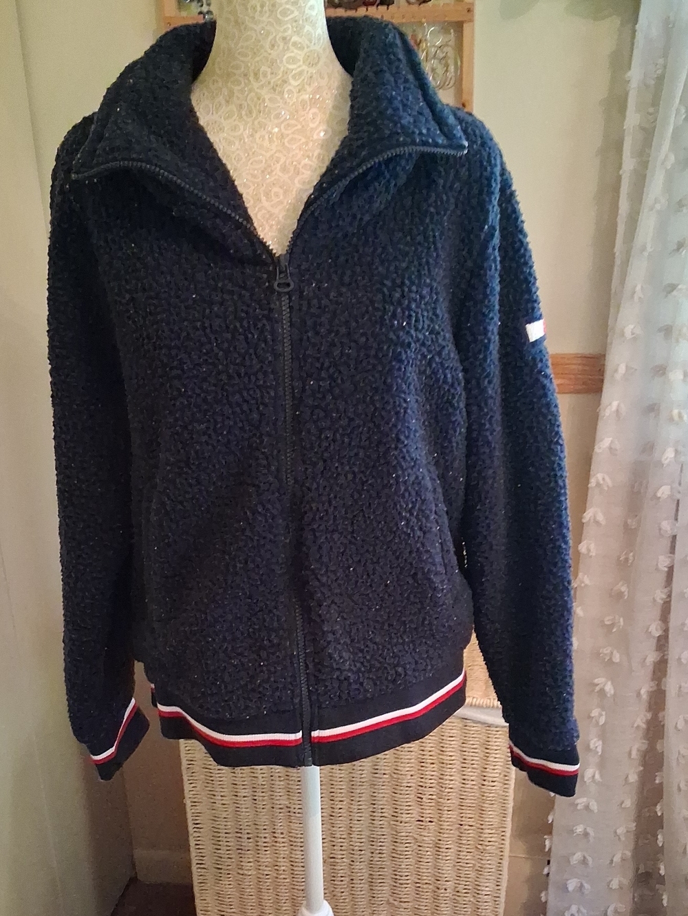 Tommy Hilfiger Zipup Sweatjacket. Size Med